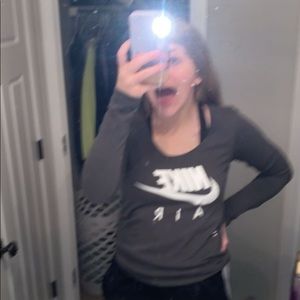 nike air longsleeve swoop neck